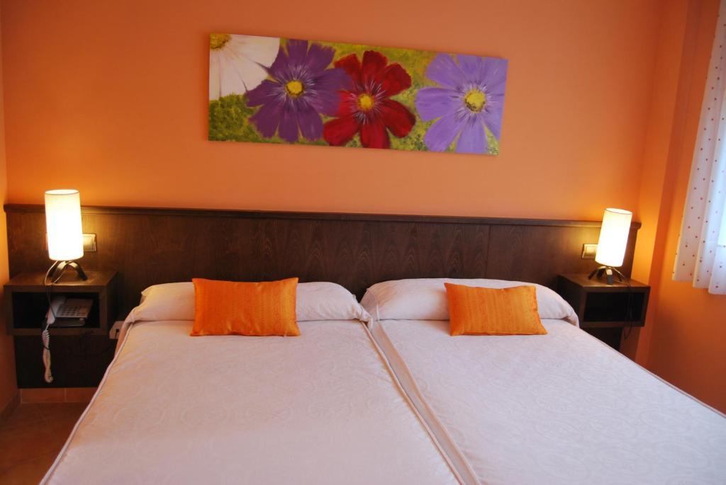 Hotel Entrevines Colunga Værelse billede